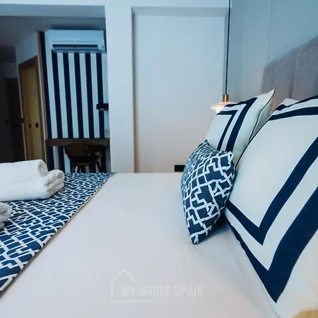 By Myhousespain ホテル ヒホン